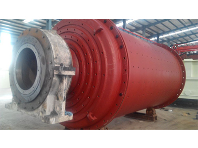 Wet overflow ball mill